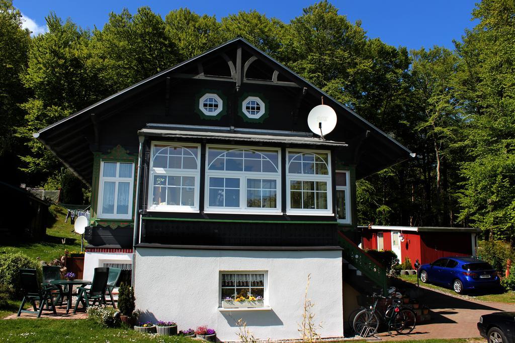 Ferienwohnungen Am Nationalpark Sassnitz Esterno foto